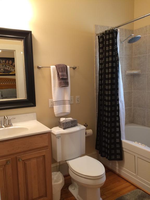 ברייסון סיטי Calhoun House Inn & Suites מראה חיצוני תמונה