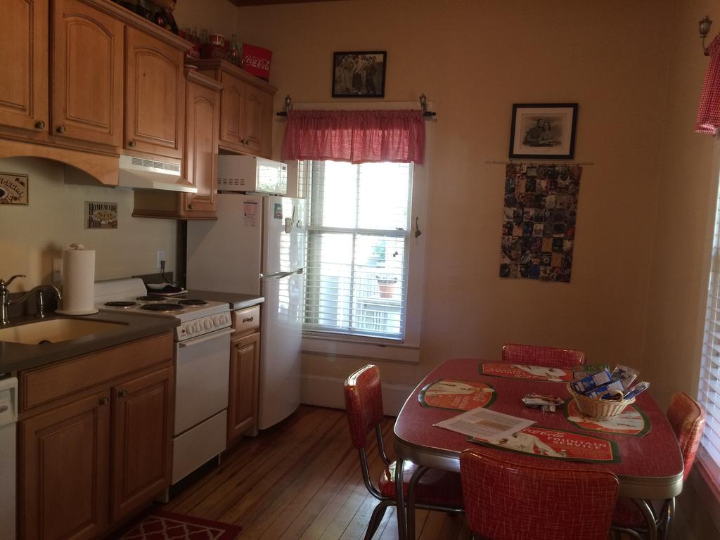 ברייסון סיטי Calhoun House Inn & Suites מראה חיצוני תמונה